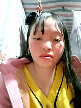 Snapshot of Minkine022 chatting on January 12, 2026, 6:36 pm Minkine022 online show from January 12, 2026, 6:36 pm