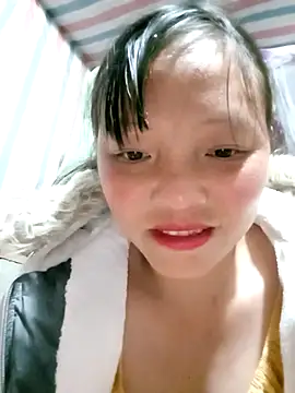 Snapshot of Minkine022 chatting on January 19, 2026, 7:12 am Minkine022 online show from January 19, 2026, 7:12 am