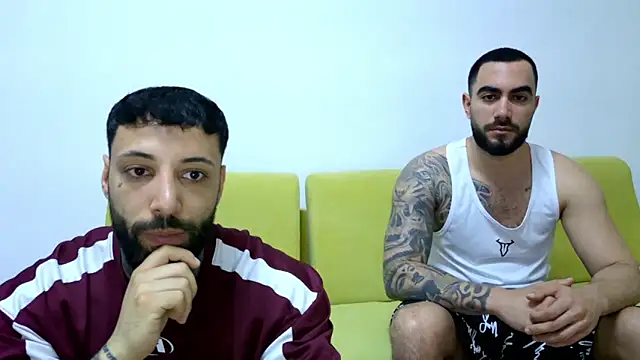 MasculineGuy99 online show from May 13, 2026, 5:42 pm