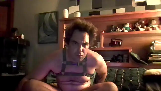 GymBoy83 online show from October 15, 2025, 2:58 pm