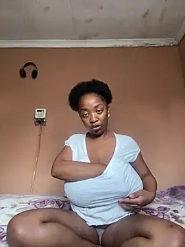 Snapshot of Barbiianaa chatting on October 10, 2025, 3:24 pm Barbiianaa online show from October 10, 2025, 3:24 pm