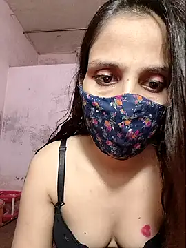 Snapshot of DIVINEDIVAA chatting on October 10, 2025, 8:53 pm DIVINEDIVAA online show from October 10, 2025, 8:53 pm