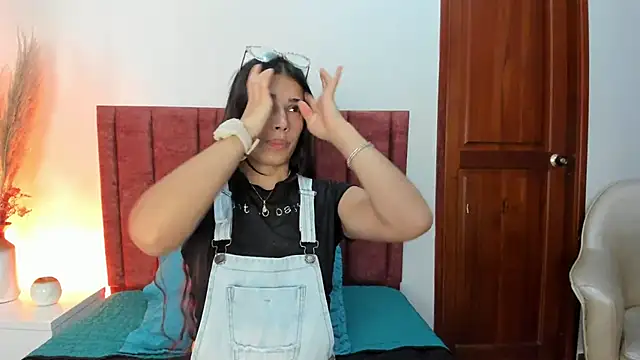 GiannaLanex online show from October 16, 2025, 6:05 pm