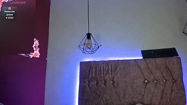 Mia lopez 1 online show from February 2, 2026, 11:09 am