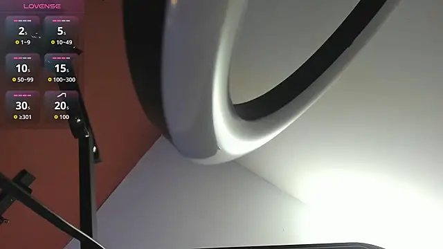 Mia lopez 1 online show from October 31, 2025, 11:18 am