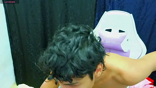 Im david02 online show from October 30, 2025, 1:31 pm