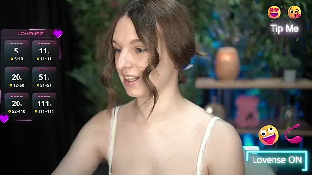 xoxo molly online show from October 27, 2025, 8:10 pm