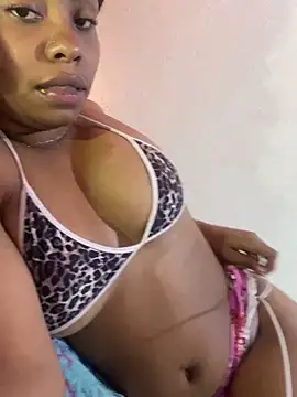 Snapshot of Itanydiorr chatting on October 5, 2025, 2:30 pm Itanydiorr online show from October 5, 2025, 2:30 pm