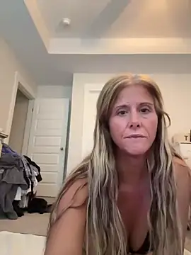 privateplaymilf online show from June 15, 2026, 9:14 pm