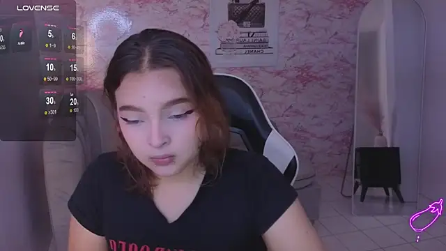 mia foster t online show from February 28, 2026, 1:22 pm