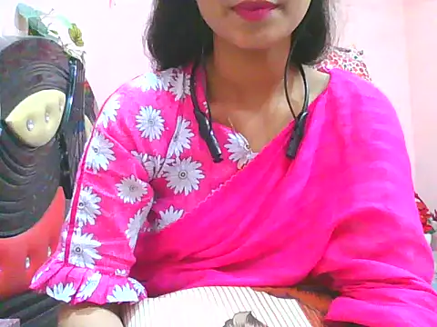 night queeen7 online show from November 5, 2025, 7:39 pm