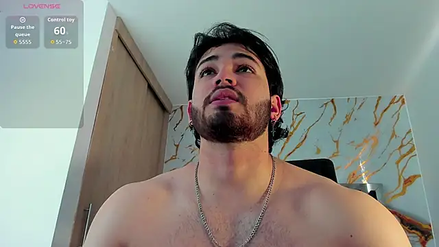 ElianKeiser online show from March 19, 2026, 6:41 pm