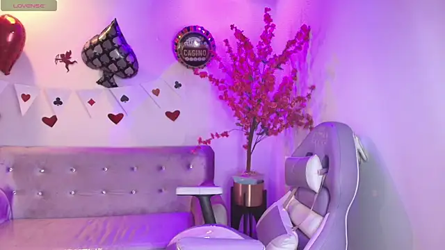 Snapshot of Summer_miller chatting on February 18, 2026, 11:50 am Summer miller online show from February 18, 2026, 11:50 am