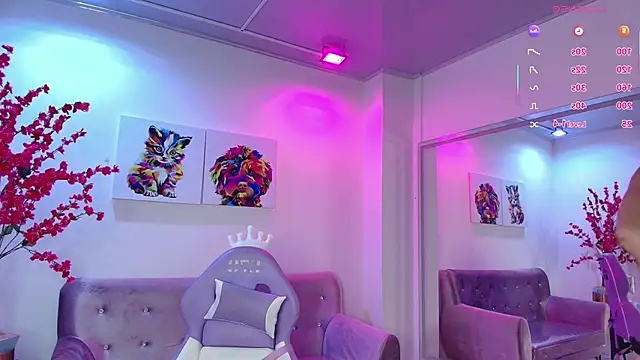 Snapshot of Summer_miller chatting on December 2, 2025, 11:01 am Summer miller online show from December 2, 2025, 11:01 am