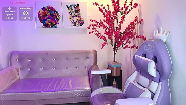 Snapshot of Summer_miller chatting on November 26, 2025, 11:43 am Summer miller online show from November 26, 2025, 11:43 am