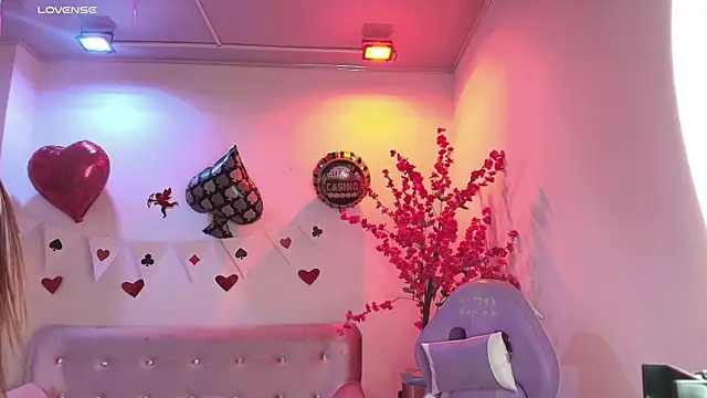 Snapshot of Summer_miller chatting on February 16, 2026, 11:42 am Summer miller online show from February 16, 2026, 11:42 am