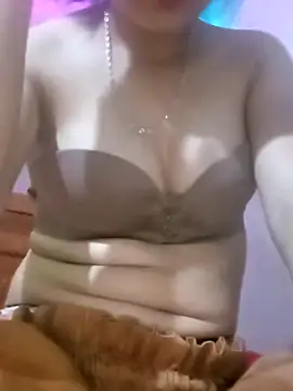  TranThao 05 online show from October 13, 2025, 2:40 pm