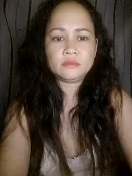 Snapshot of Krestanna chatting on October 23, 2025, 12:37 pm Krestanna online show from October 23, 2025, 12:37 pm