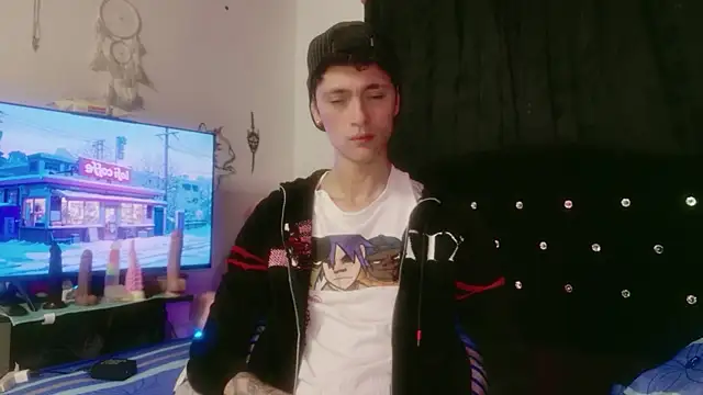 Tyler cat online show from December 18, 2025, 6:40 am