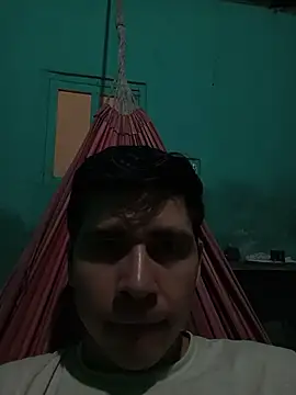 Snapshot of Travieso_loco9 chatting on October 25, 2025, 2:00 am Travieso loco9 online show from October 25, 2025, 2:00 am