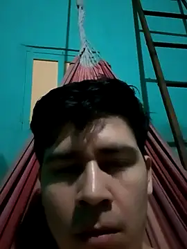 Snapshot of Travieso_loco9 chatting on October 19, 2025, 1:52 am Travieso loco9 online show from October 19, 2025, 1:52 am