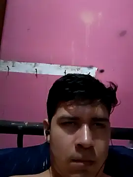 Snapshot of Travieso_loco9 chatting on October 8, 2025, 2:07 pm Travieso loco9 online show from October 8, 2025, 2:07 pm