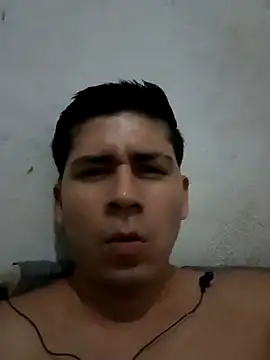 Snapshot of Travieso_loco9 chatting on March 13, 2026, 8:41 am Travieso loco9 online show from March 13, 2026, 8:41 am