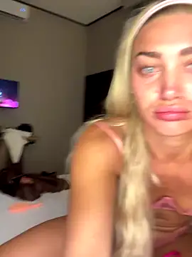 Aurii Angel online show from October 11, 2025, 11:06 pm