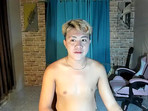 ur fucking rolly online show from June 15, 2026, 5:23 pm