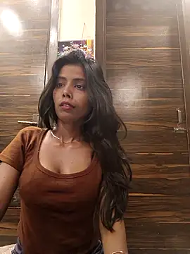 zoya your online show from April 26, 2026, 7:11 pm