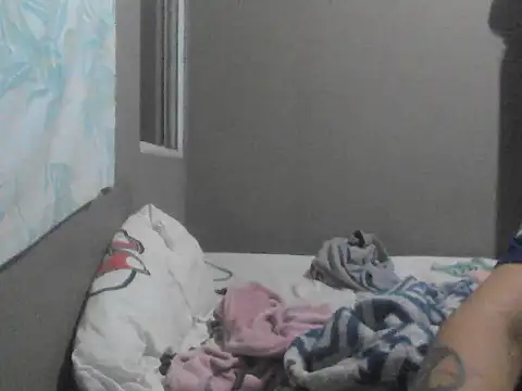 alicemoon24 online show from October 2, 2025, 10:24 pm