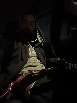 ayrtonmen online show from March 3, 2026, 3:13 am