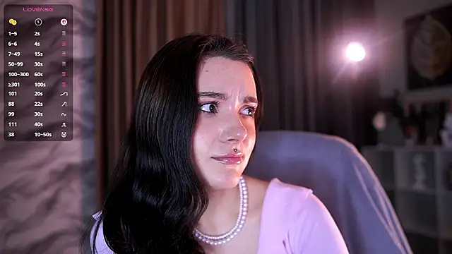 ElizabethMilller  online show from February 28, 2026, 10:42 pm