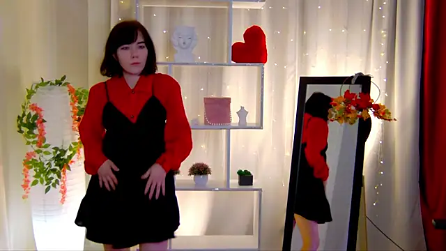 Kelly foox online show from October 31, 2025, 9:39 am