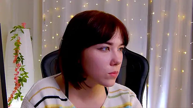 Kelly foox online show from October 10, 2025, 9:10 am