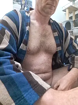 Vintermelon2 online show from April 27, 2026, 4:54 am