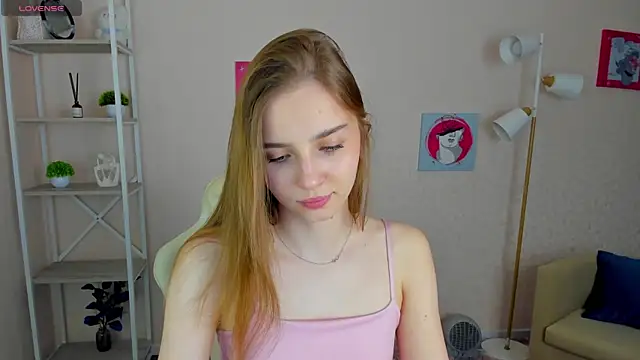 L1na Reeds online show from October 16, 2025, 1:14 am