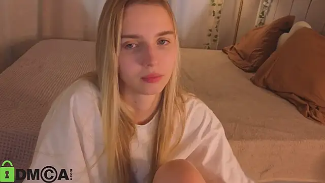 L1na Reeds online show from July 17, 2026, 1:03 am