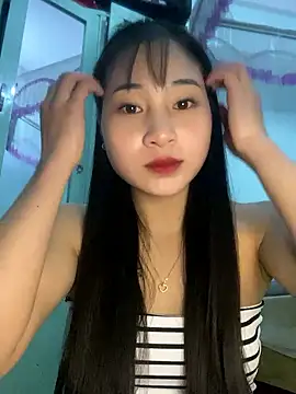 banlinh004 online show from January 8, 2026, 2:23 pm