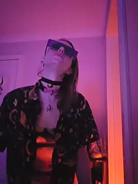 lonely Cosplay chick online show from December 15, 2025, 10:54 am