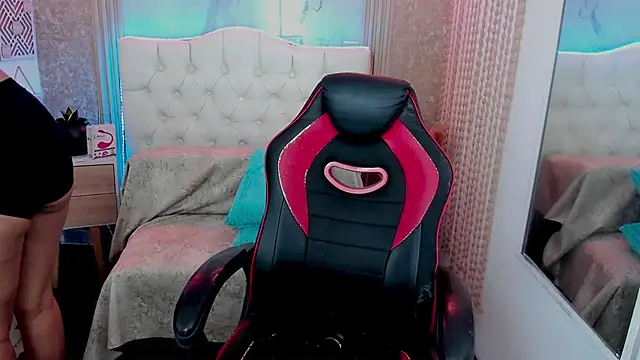 Snapshot of AriaVega chatting on February 28, 2026, 1:44 pm AriaVega online show from February 28, 2026, 1:44 pm