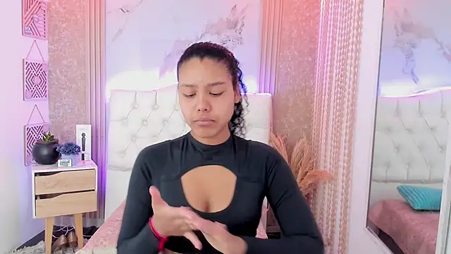 Snapshot of AriaVega chatting on February 11, 2026, 1:00 pm AriaVega online show from February 11, 2026, 1:00 pm