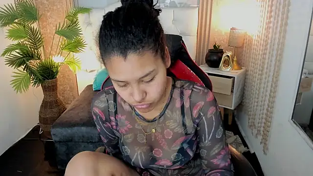 AriaVega online show from April 12, 2026, 1:14 pm