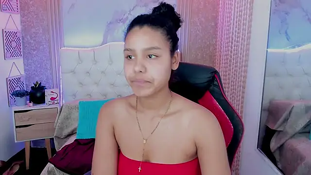 Snapshot of AriaVega chatting on February 27, 2026, 12:38 pm AriaVega online show from February 27, 2026, 12:38 pm