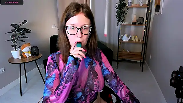 arizzzona online show from November 6, 2025, 5:55 am