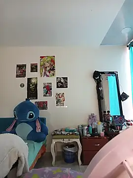 caramel doll   online show from November 7, 2025, 7:07 pm