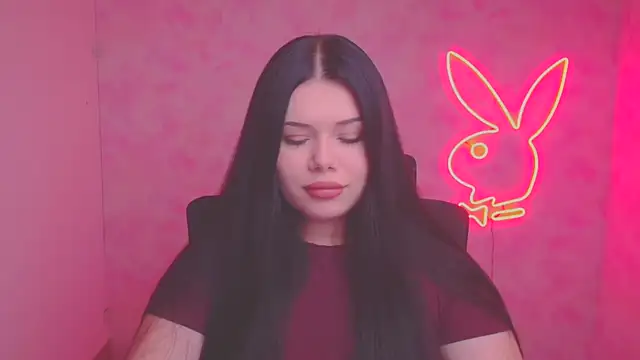 Mona Esty online show from October 28, 2025, 7:24 pm