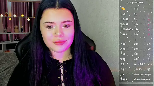 Mona Esty online show from June 14, 2026, 6:03 am