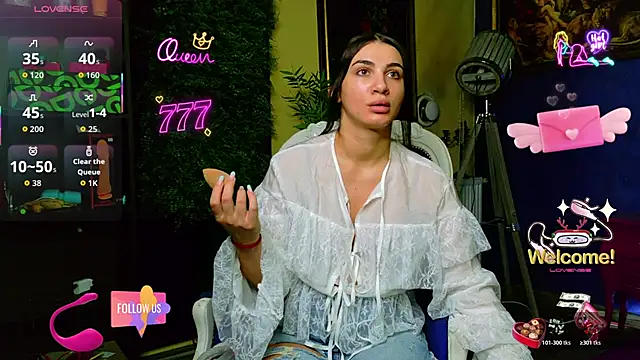 nicolepalmer online show from July 24, 2026, 7:37 am