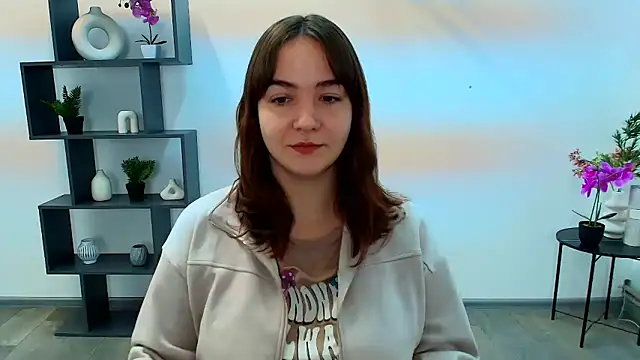 OliviaMontgommery online show from December 3, 2025, 6:14 am